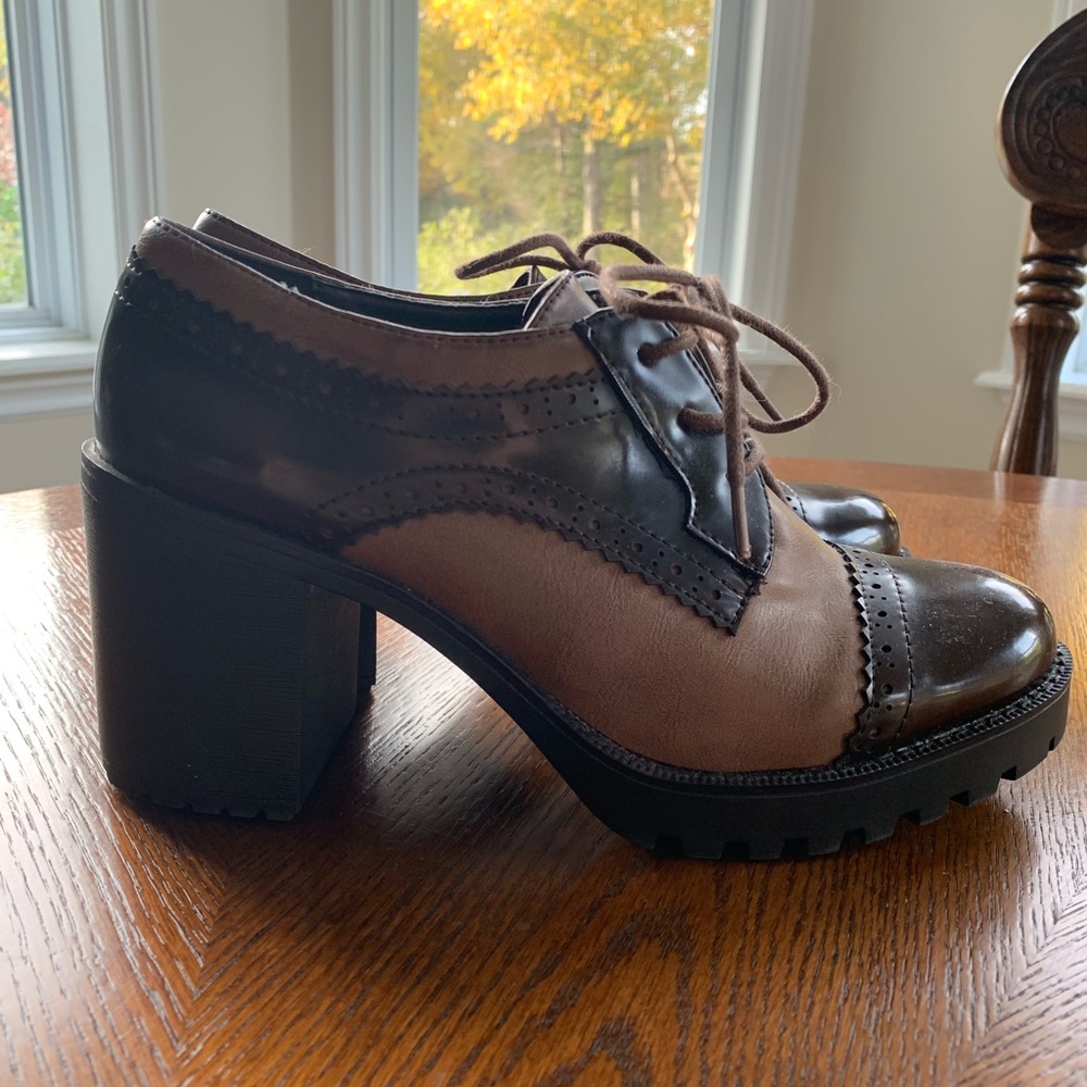 🍂 Chunky Oxford Brogue Heels 🍂